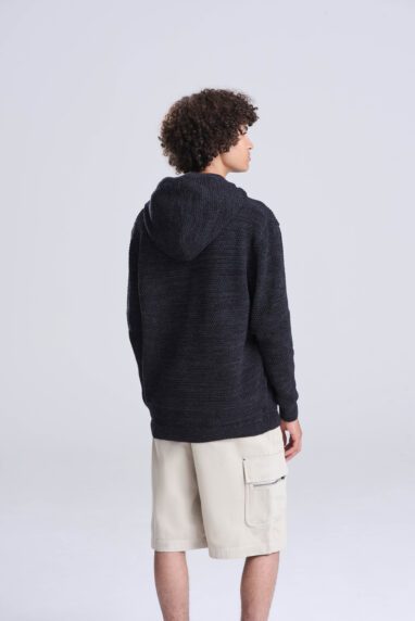 IGUAZU SUSTAINABLE KNIT HOODIE image 4