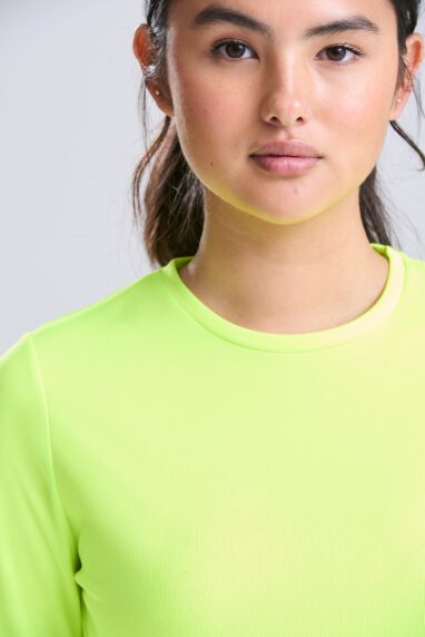 WOMEN’S LONG SLEEVE COOL T image 2