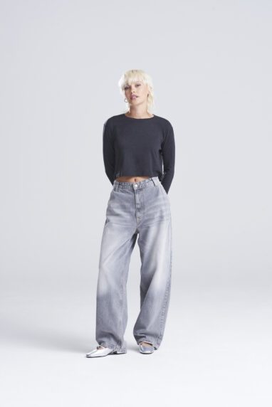 Women's Long Sleeve Cropped T.